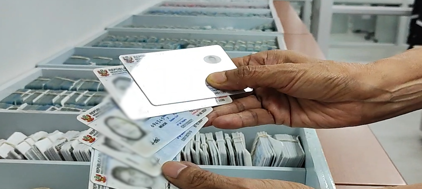 Reniec atenderá en feriado para entrega de DNI