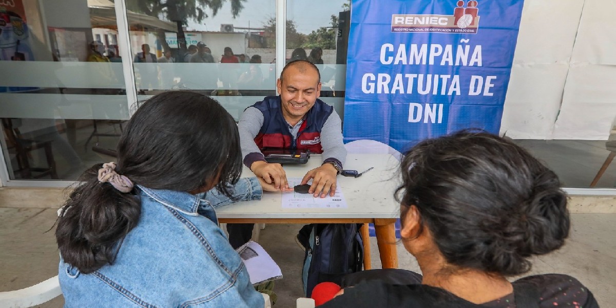 1452714-reniec-otorga-dni-gratis-en-campanas-a-nivel-nacional_1200 X 600.jpg
